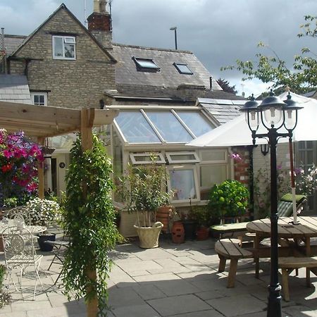 The Old Brewhouse Bed and Breakfast Cirencester Eksteriør billede