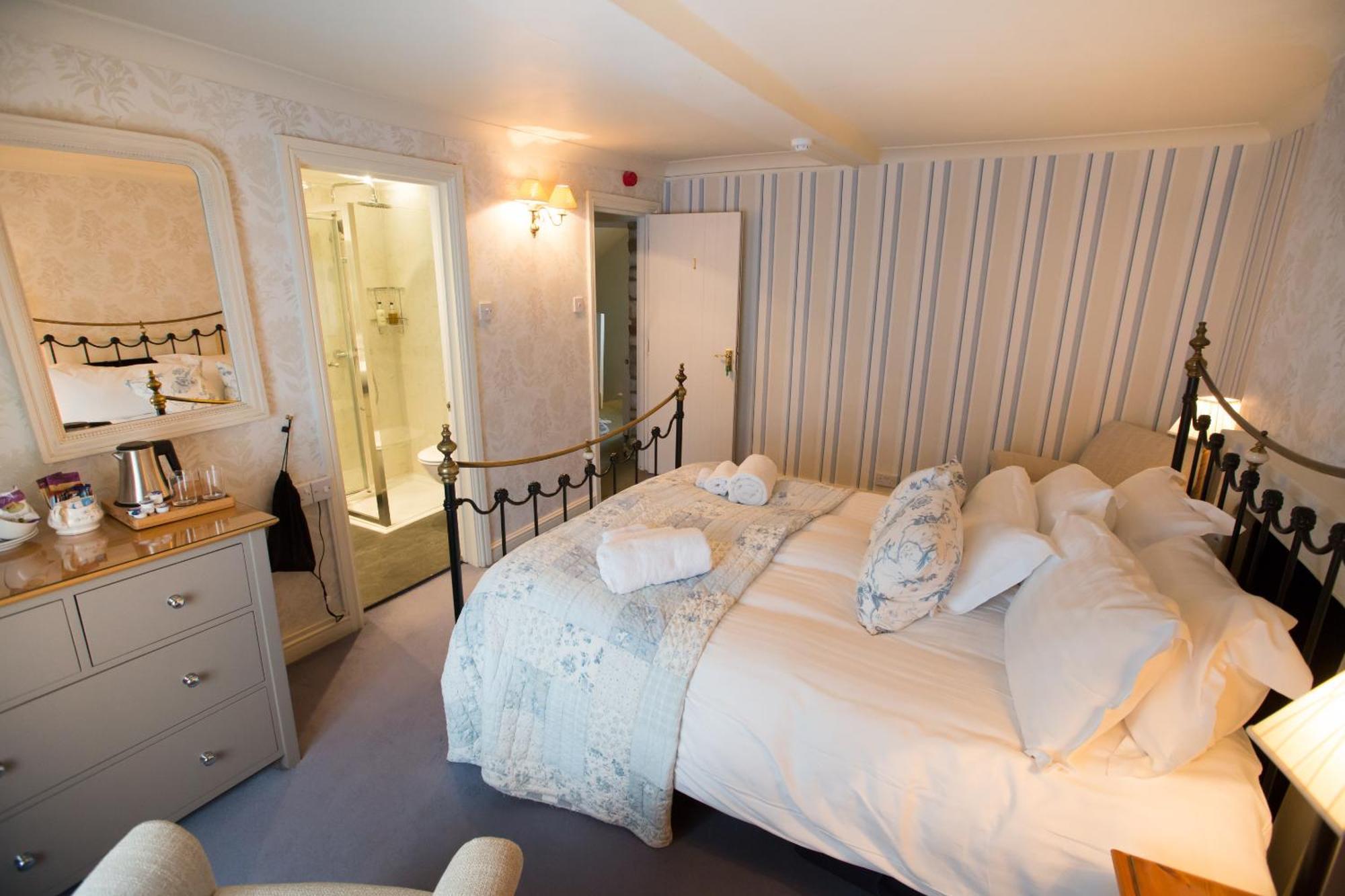 The Old Brewhouse Bed and Breakfast Cirencester Eksteriør billede